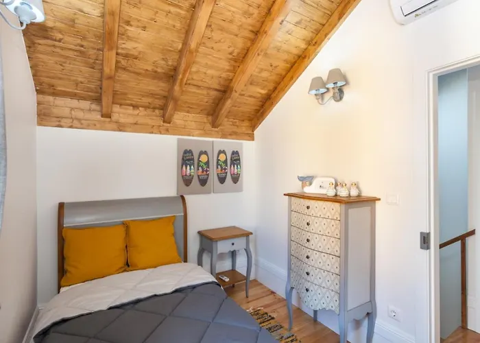 Castle House * Leça da Palmeira