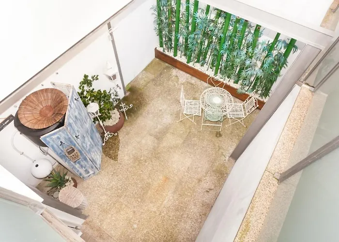 Castle House * Leça da Palmeira