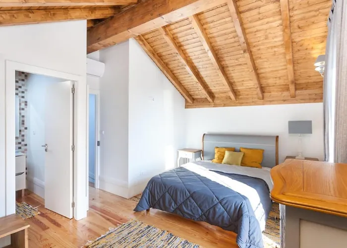 Homestay Castle House